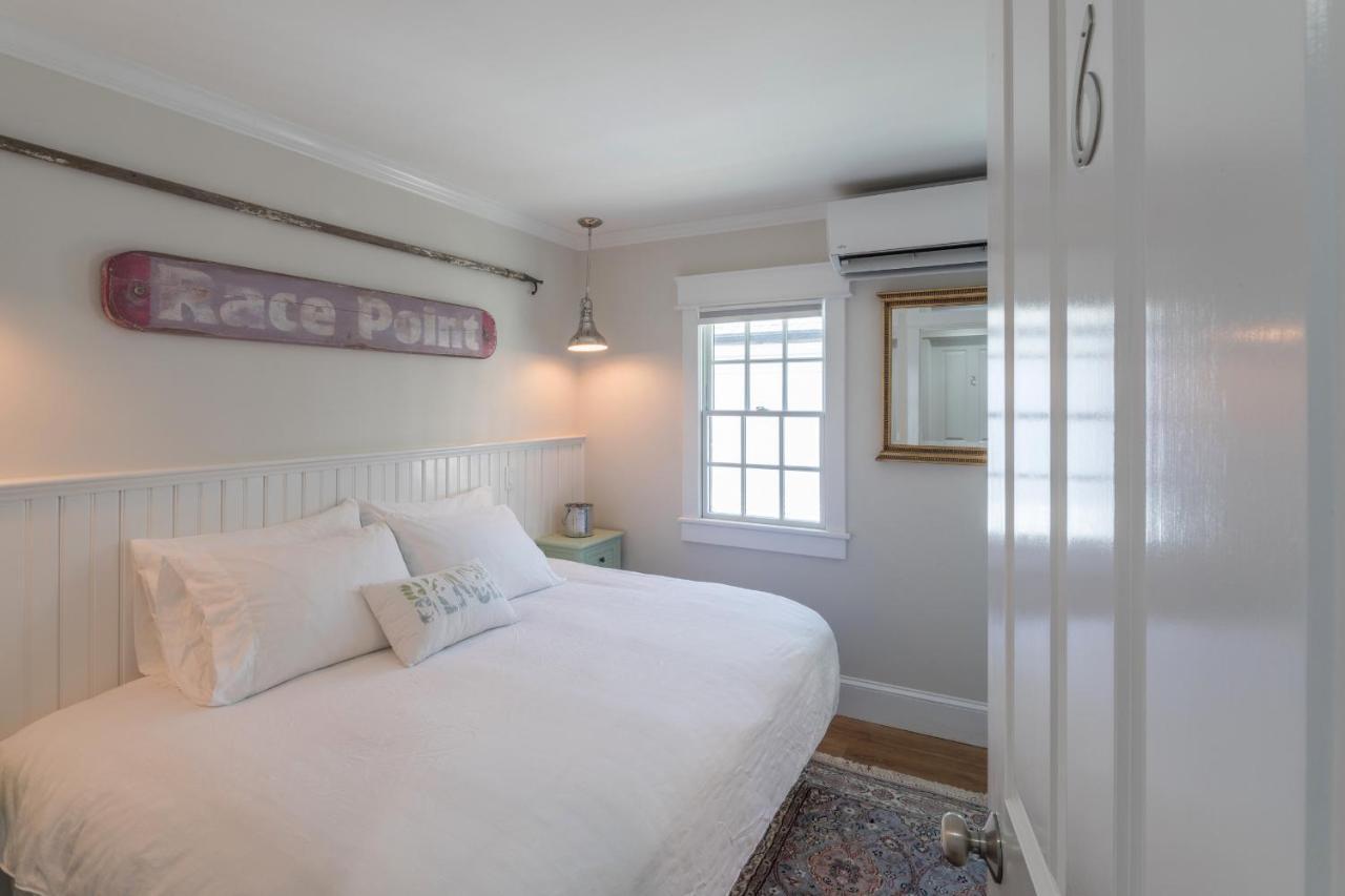 Bed and Breakfast The Clarendon House Provincetown Esterno foto